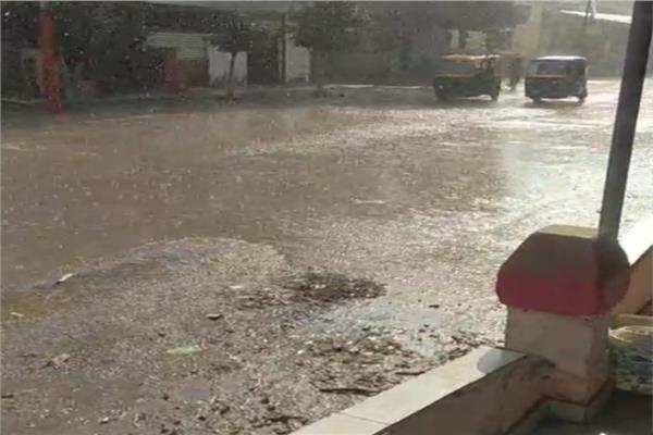 مطر متوسط ورياح شديدة بالغربية 