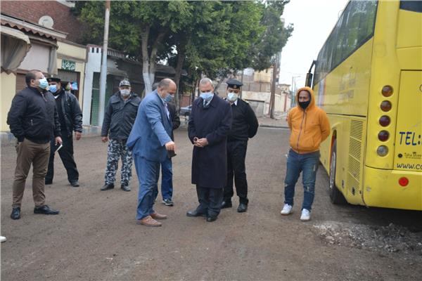 محافظ القليوبية يتفقد أعمال تطوير ميدان كاميليا بمدينة بنها 