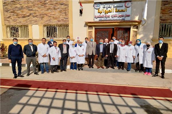 خلال زيارة معامل معهد صحة الحيوان بالإسكندرية