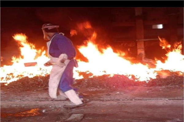 عمال في مرمى النيران