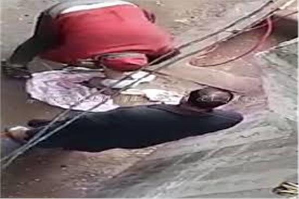 تجديد حبس المتهم بتجريد طفلته 