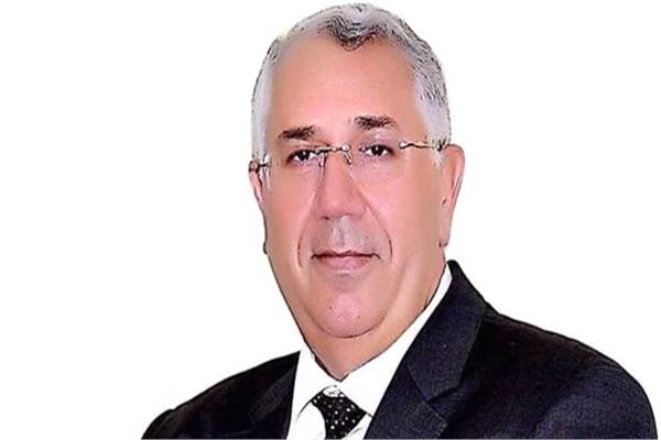 السيد القصير وزير الزراعة 