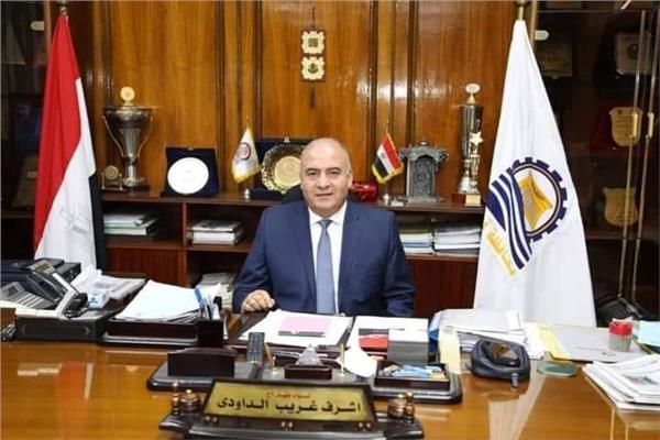 اللواء أشرف الداودي محافظ قنا