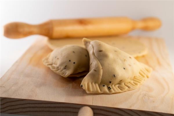 عجينة السمبوسة