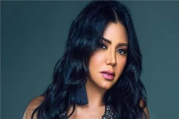 الفنانة رانيا يوسف 
