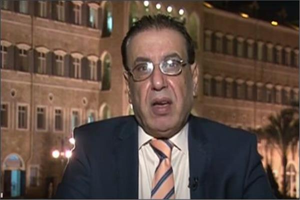 الدكتور توفيق شومان الأكاديمي والمحلل السياسي