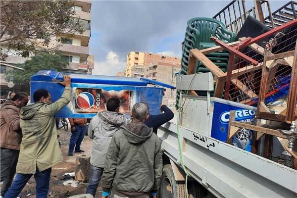 رفع و إزالة الباعة الجائلين أمام مطلع كوبرى 15 مايو
