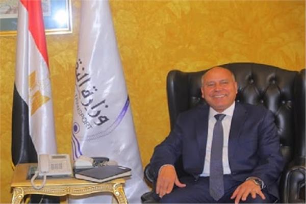  كامل الوزير وزير النقل