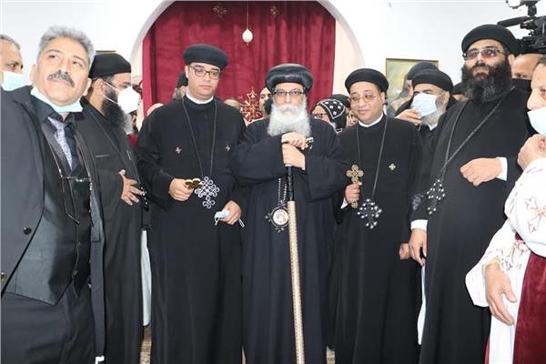 سيامة كاهنين جديدين بـ"أكتوبر"