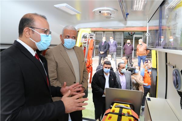 سيارات إسعاف جديدة لدعم منظومة الصحة بالسويس 