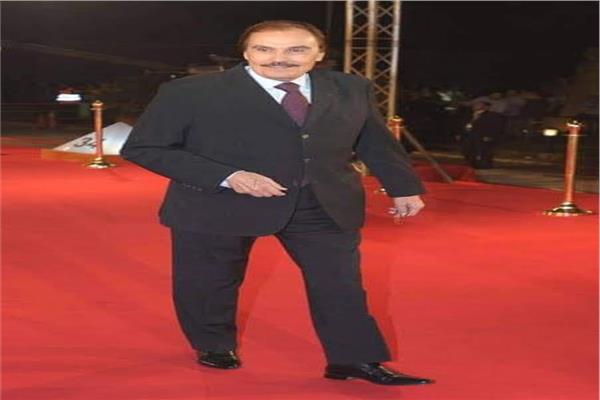 عزت العلايلي