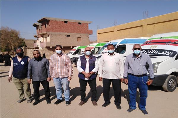 الكشف على 3289 مواطن خلال القوافل الطبية في أسوان