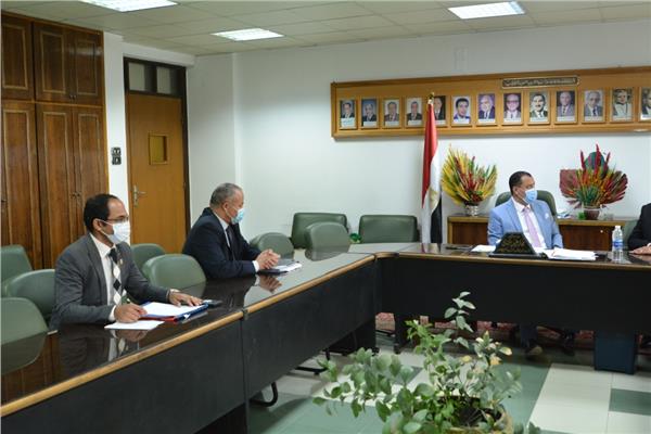 نائب رئيس جامعة أسيوط  يستقبل وكيل وزارة التضامن الاجتماعي  لإنشاء وحدة  داخل الجامعة 