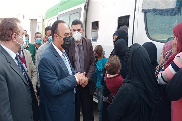 محافظ المنيا يوجه بتوحيد الجهود وتكثيف الجولات الميدانية