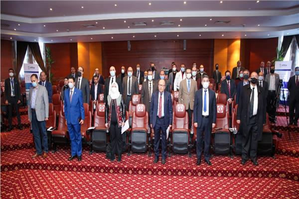 خلال ندوة تنظيم الاتصالات و الاتحاد العام للغرف التجارية