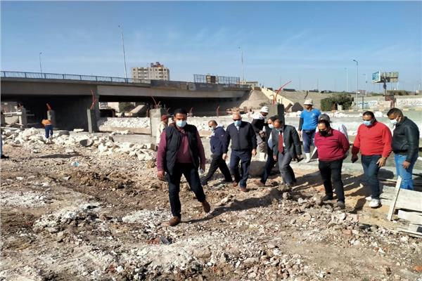 محافظ الجيزة يتفقد نسب تنفيذ الاعمال بمحاور ترسا