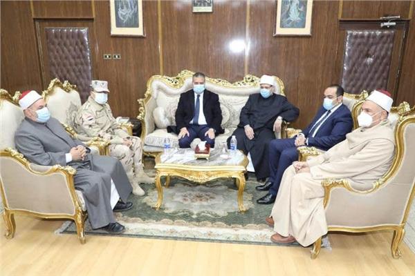 محـافظ المنوفية يستقبل وزير الأوقاف على هامش افتتاح مسجد "عصمت السادات" بميت أبو الكوم‎