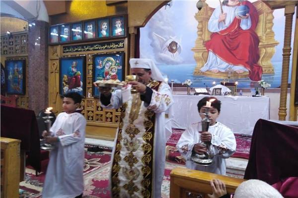 الذبيحة الإلهية بكاتدرائية أم النعم