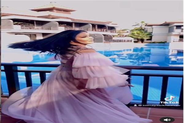  الفنانة سمية الخشاب