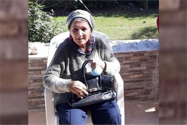 وافية أحمد العطيفي أرملة الدكتور صوفي أبو طالب