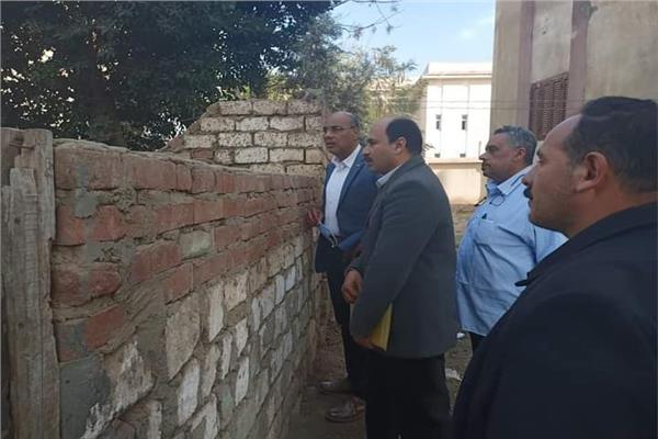 متابعة مواقع مشروعات حياه كريمة بقرى الشهداء