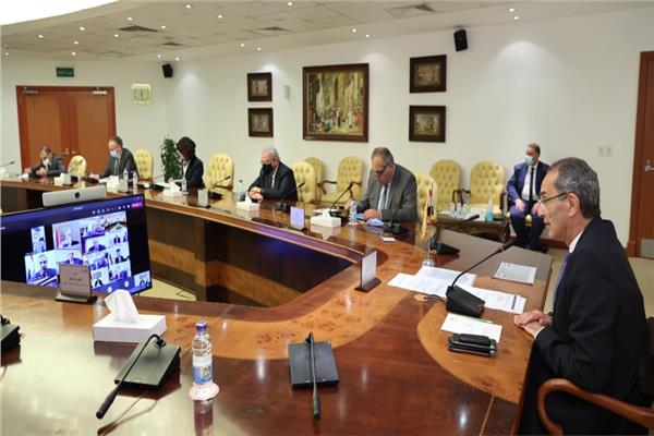 الدكتور عمرو طلعت