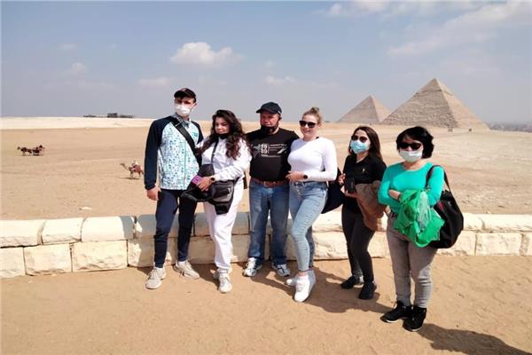 اللجنة المنظمة لكأس العالم للرماية تواصل الجولات السياحية للمنتخبات المشاركة بالبطولة