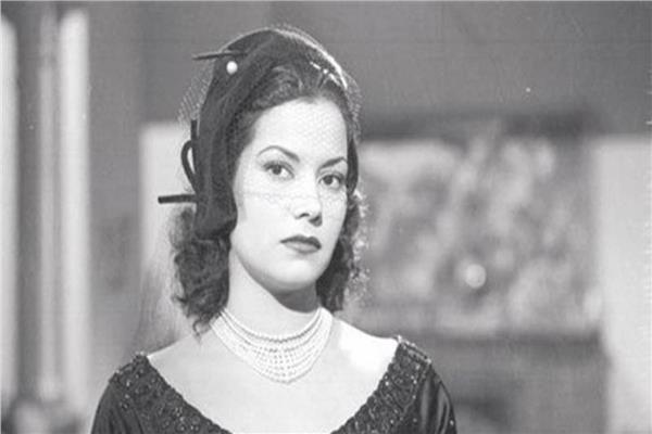 الفنانة مديحة يسري 