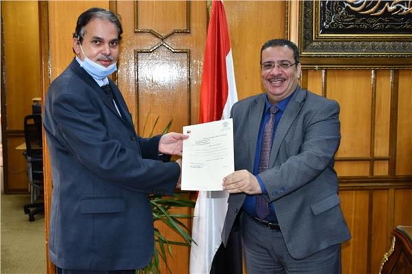 محمود فرج وكيلا للكلية المصرية الصينية بجامعة القناة