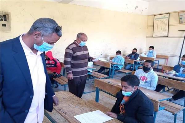 انتظام العملية الامتحانية