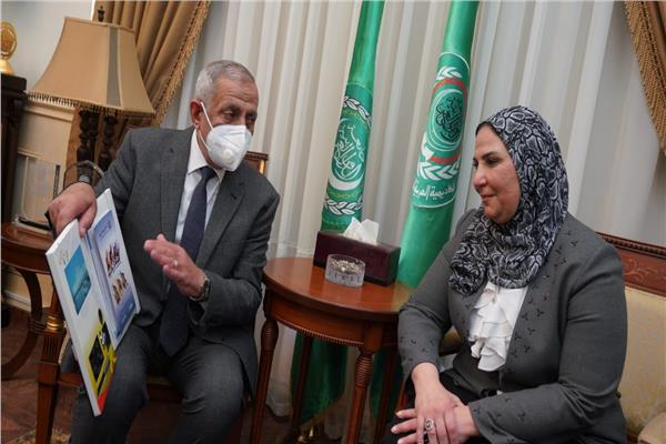 وزيرة التضامن تشيد  بنجاح دمج ذوي الإعاقة 
