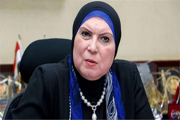 الدكتورة نيفين جامع