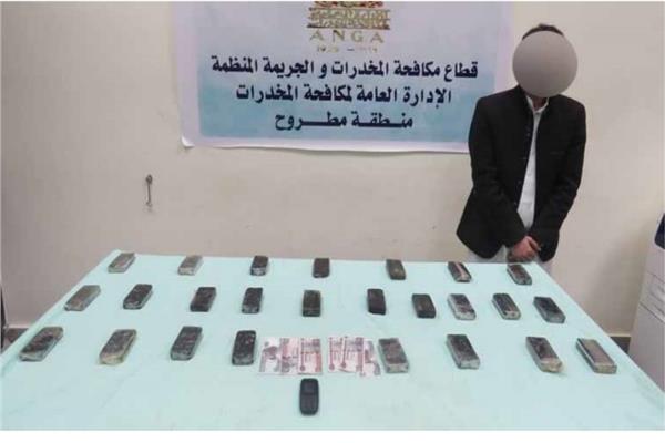 المتهم بحوزته المضبوطات