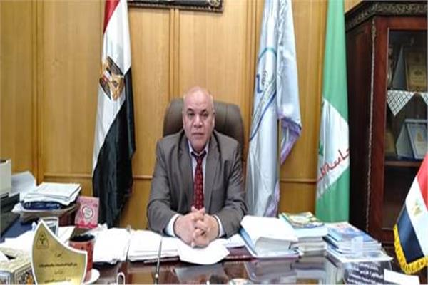  د. عربى كشك عميد كلية الحاسبات والمعلومات بجامعة المنوفية