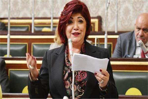  النائبة نورا علي رئيس لجنة السياحة والطيران