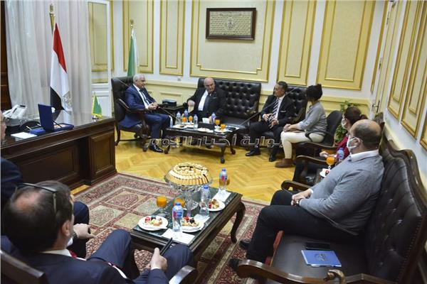 محافظ الجيزة يستقبل رئيس المجموعة البرلمانية بصربيا