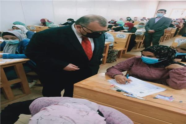 انتظام  الامتحانات بكليتي التربية الرياضية والتربية للطفولة المبكرة 