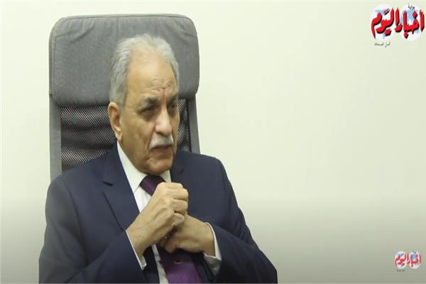  القس اكرام لمعي