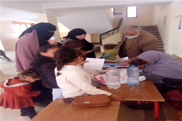 قافلة طبية مجانية لأهالي منطقة حي الزيتون بمدينة السادات