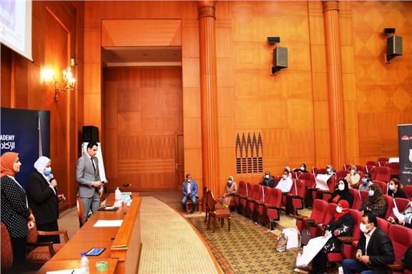  تدريب 400 موظف ضمن المبادرة القومية "المسئول الحكومي المحترف"بأسوان  