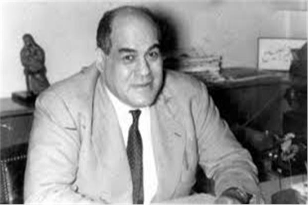 الكاتب الصحفي الراحل مصطفى أمين 
