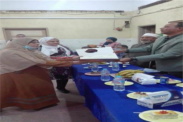 رحلة عمرة للأمهات المثاليات