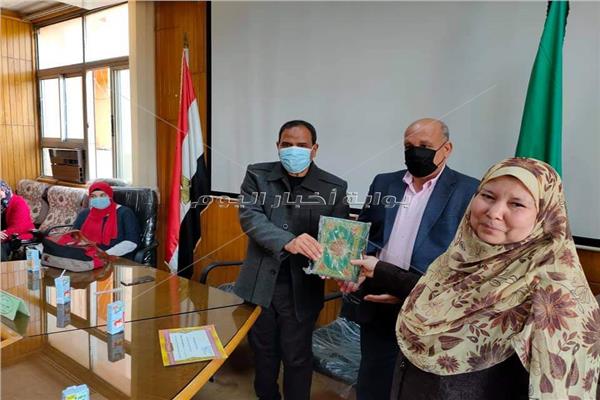 تكريم 30 أم مثاليه بتربية المنوفيه