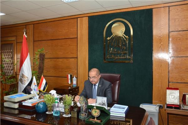 الدكتور طارق الجمال رئيس جامعة أسيوط