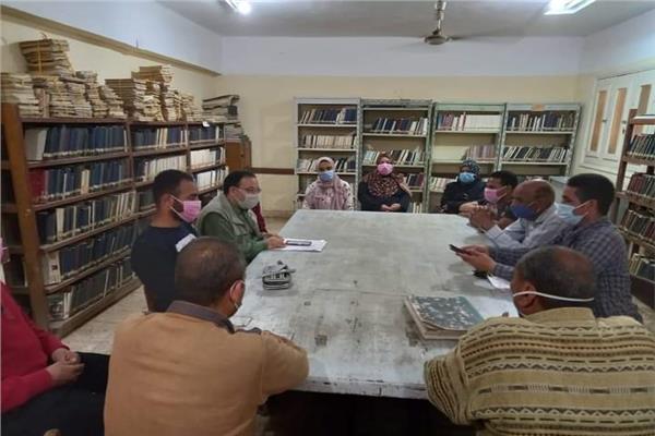 ثقافة المنيا تناقش كتاب بعنوان قناه السويس ملحمه شعب وتاريخ أمه