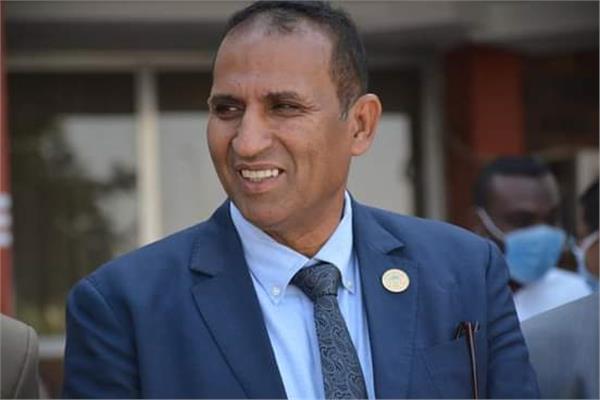 الدكتور أحمد غلاب محمد رئيس جامعة أسوان 
