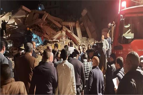 العقار المنهار 