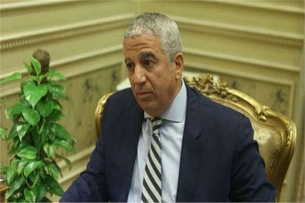 كريم درويش رئيس  لجنة العلاقات الخارجية  