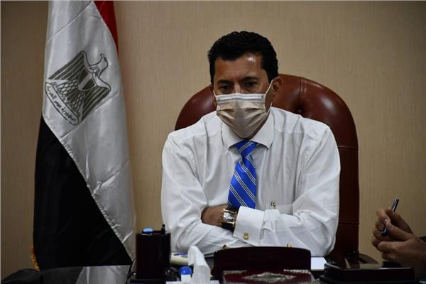 أشرف صبحي