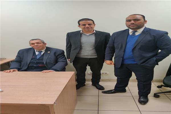  مطار القاهرة